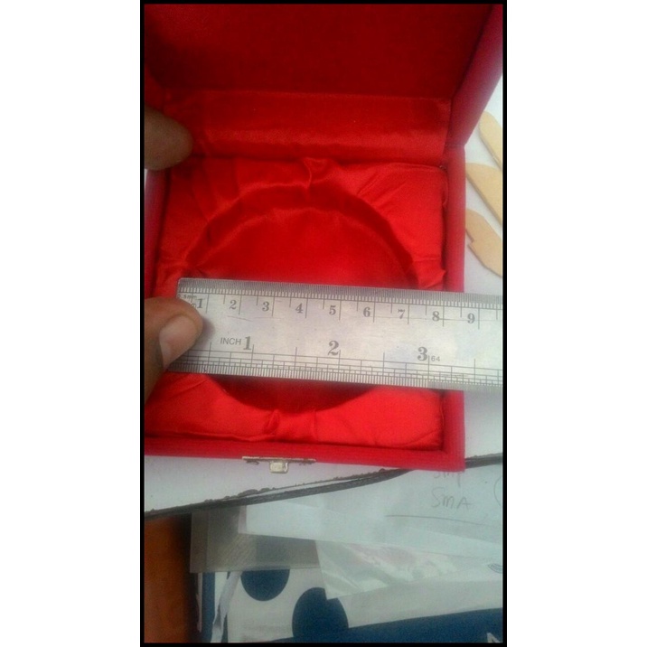 

BEST DEAL BOX UNTUK MEDALI !!