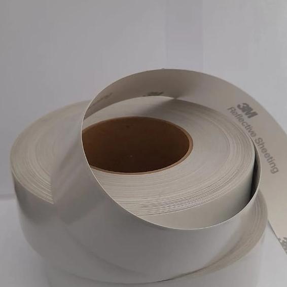 

3M Reflective Sheeting Silver,Size:48Mm X 100 Cm Kode 46