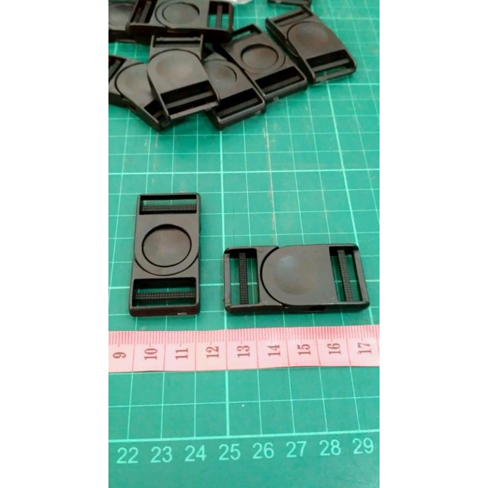 

Stopper Tali Lanyard Id Card Name Tag Act Kualitas Bagus 20Mm | 2Cm Kode 372