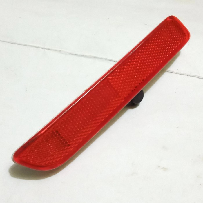 Reflektor Bemper X-Over Mata Kucing Suzuki X-Over Original 1Pc Kode Ad282