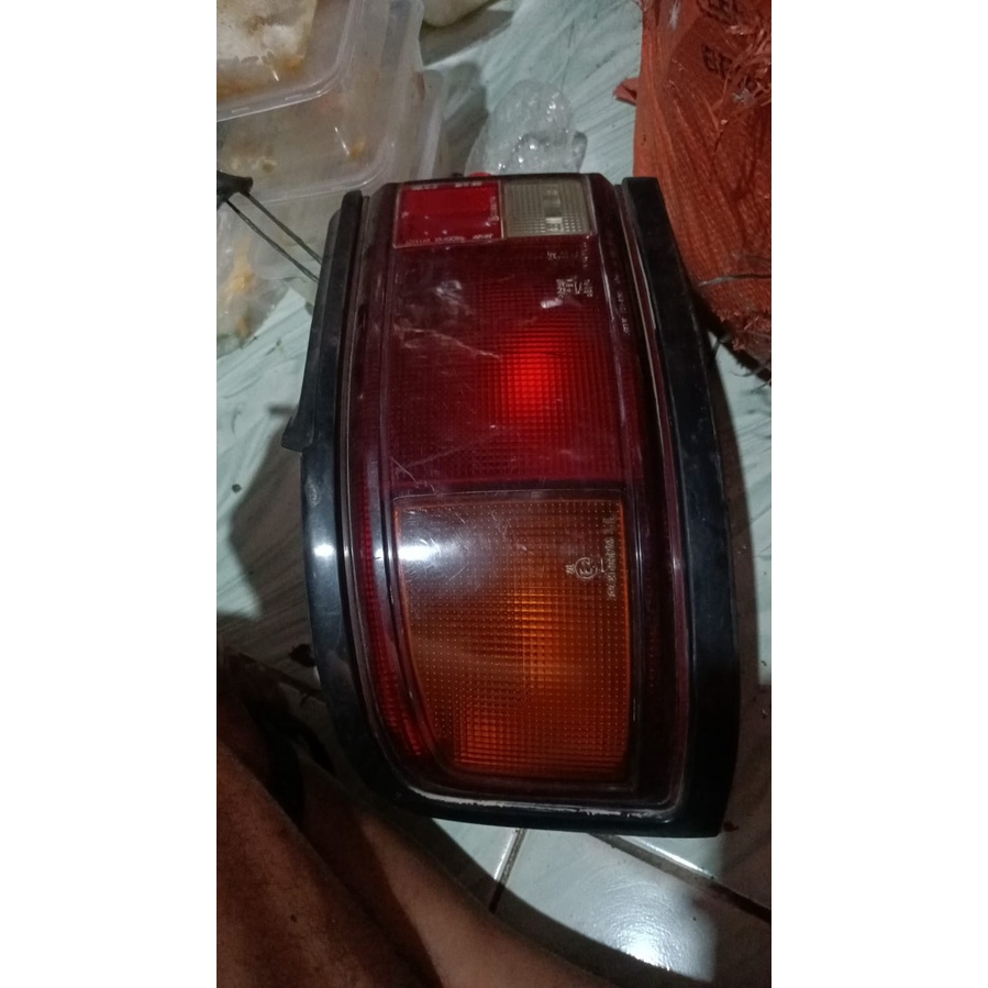 Stoplamp lampu belakang mazda 323 interplay