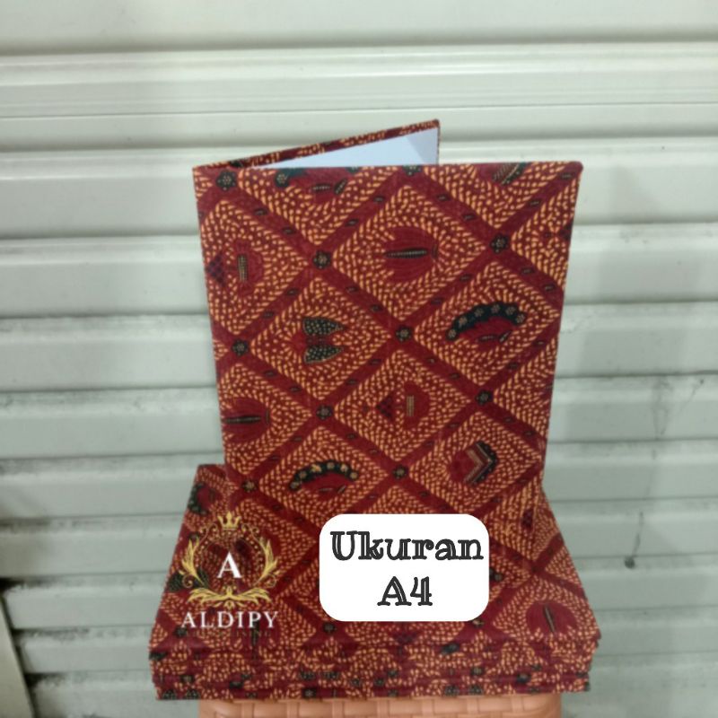 

Map Upacara Sekolah Kantor Bahan Kain Batik Ukuran A4 (22cmx33cm) Ready Stok