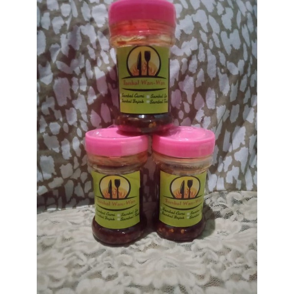 

sambal cumi, sambal wan-wan kemasan botol berat 110 gr.