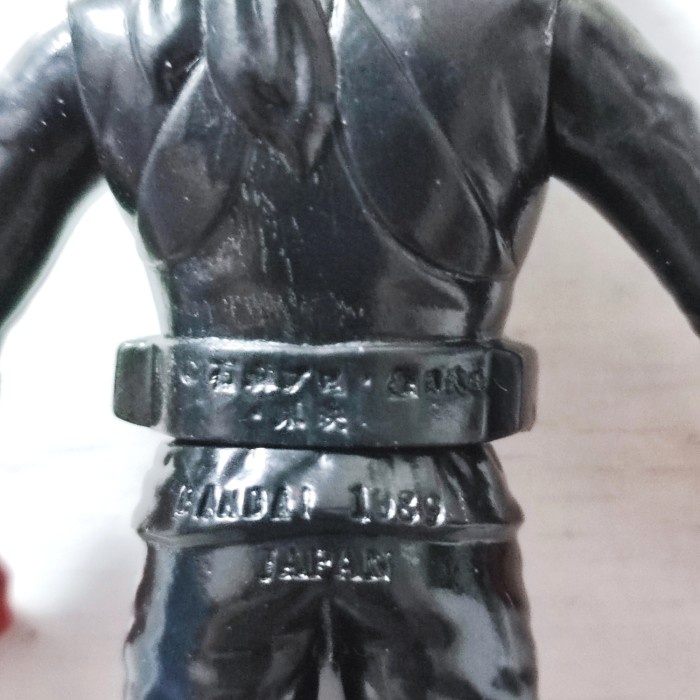 bandai japan rhs kamen rider black vinyl figure rare 12.5 cm junk telorayampuyuh