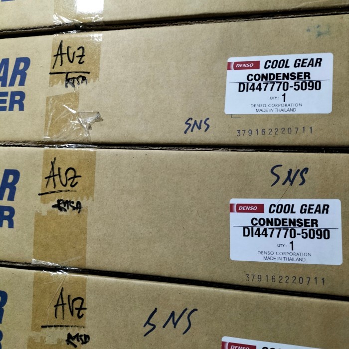 kondensor condensor radiator AC Toyota Avanza Xenia lama Denso cg asli star