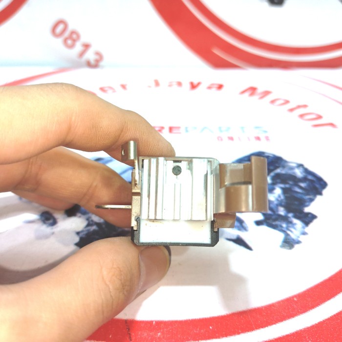 ic regulator alternator dinamo ampere avanza innova apv rush pin 4 ori star