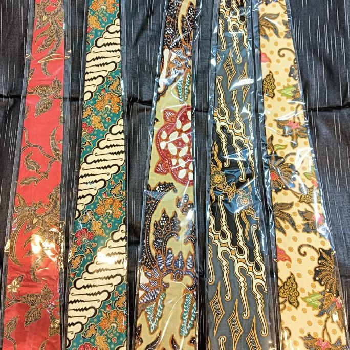 Dasi batik bahan sutra gift souvernir cowok