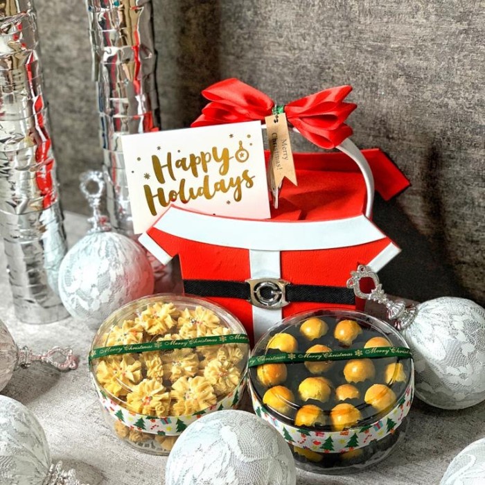 

DISKON MURAH Hampers Christmas 2020 Santa / Parcel Natal 2020 Santa BERRY30.JAYA