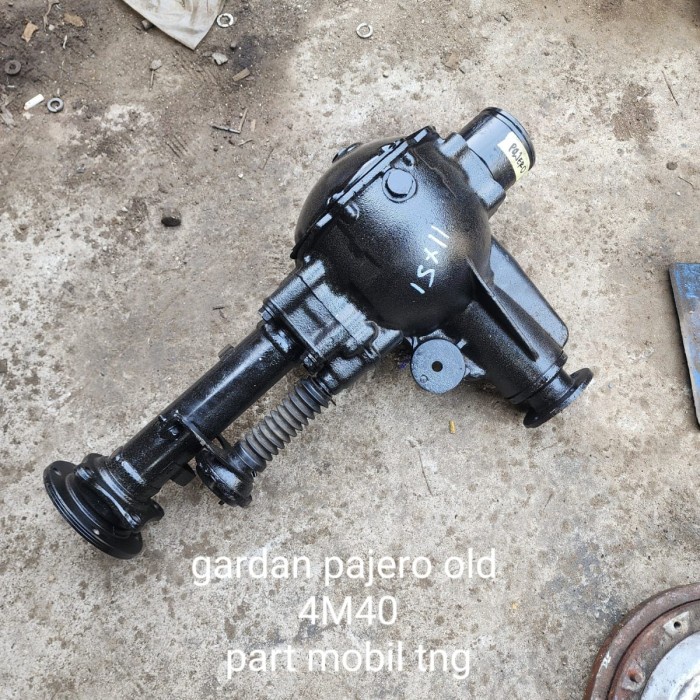 gardan tongkol depan mitsubishi pajero old 4m40 11x51 copotan
