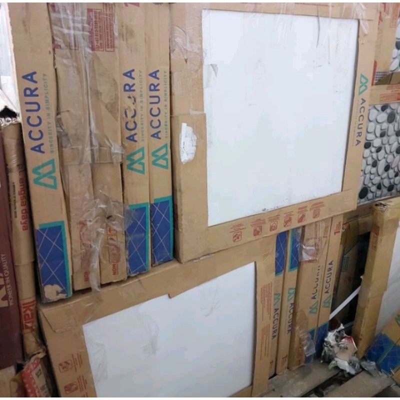 Keramik 50x50 Lantai Putih Polos Glossy