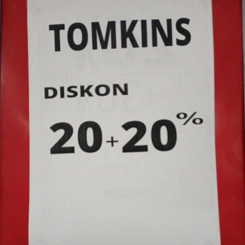Tomkins sepatu sekolah