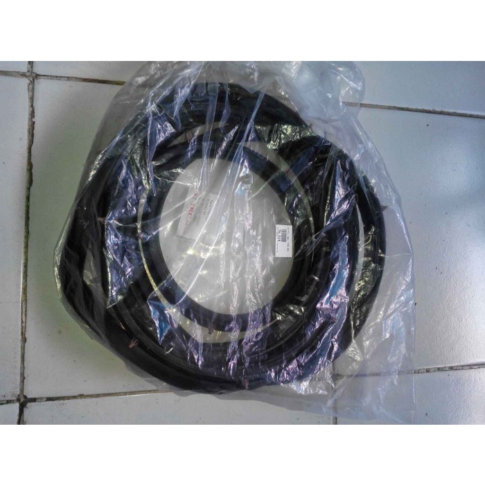 Karet Balon Pintu Kijang Super-Grand depan