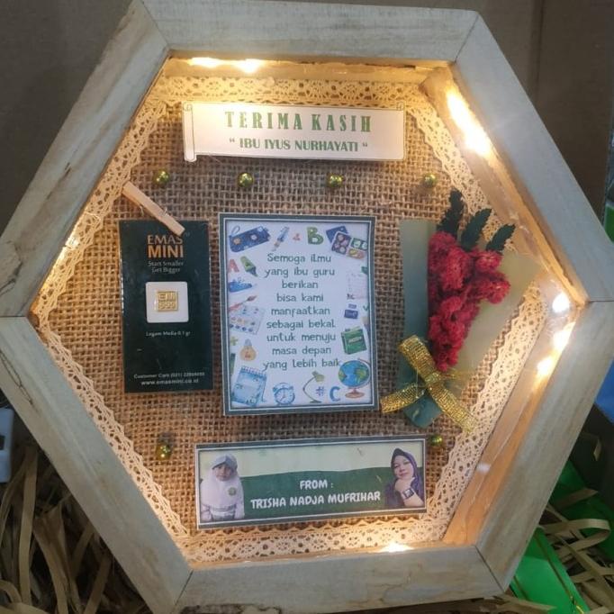 QF559 Frame Hexagonal Bingkai Hadiah Hampers Logam Mulia Mini Gold Emas Mini TERMURAH