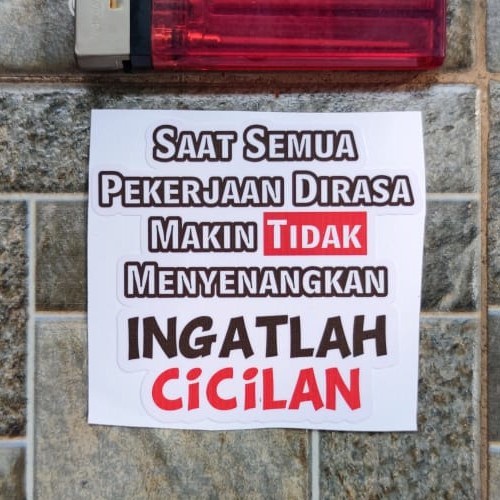 

Terlaris - Stiker Kata Saat Pekerjaan Cicilan Humor Lucu Viral Plesetan Meme FYP