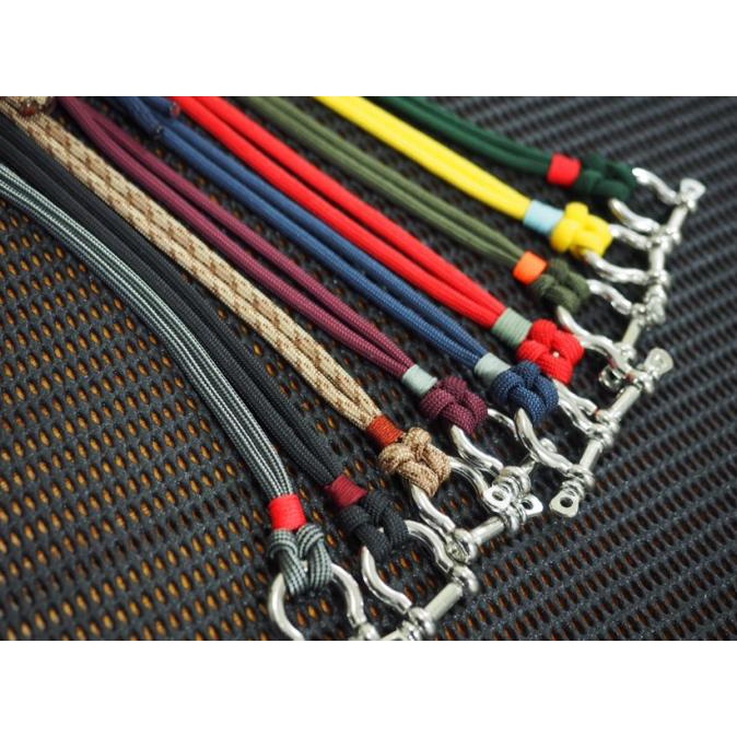 Gelang Paracord Omega Shackle Bracelet