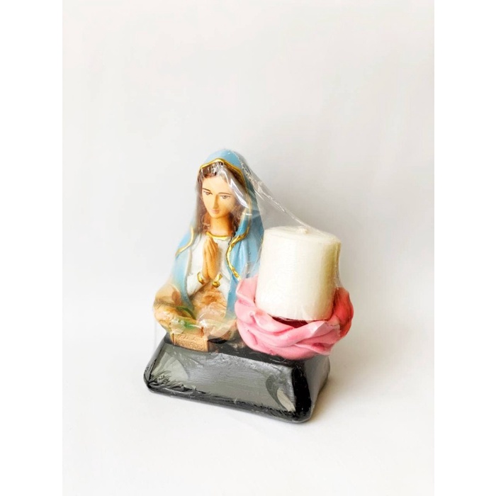 Patung lilin Bunda Maria kecil