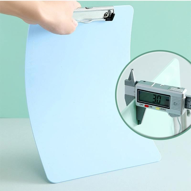 

DJ8 A4-TEST BOARD / CLERK'S BOARD / CLIPBOARD UK./PAPAN KALSIBOARD/BAHAN PP MENEBAL MU1