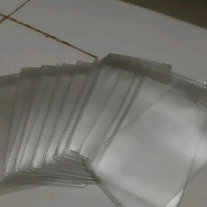 

PLASTIK PELINDUNG KARTU ATM E MONEY TOLL KTP BAHAN BAGUS TEBAL