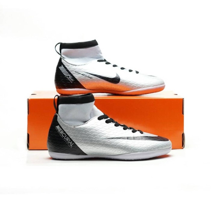 Sepatu Futsal Anak Nike Mercurial Cr7 Silver List Black