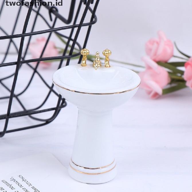 New 5Pcs / Set Mainan Miniatur Bathtub + Toilet + Wastafel + Cermin