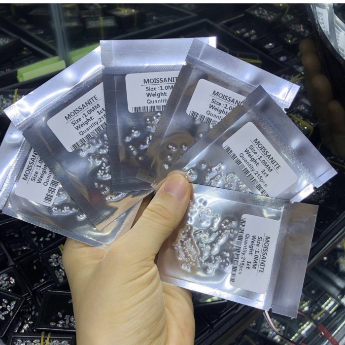 [Baru] Moissanite Tabur 1Mm Diamond Vvs D Color Top Gugur Isi 220 Berlian Diskon