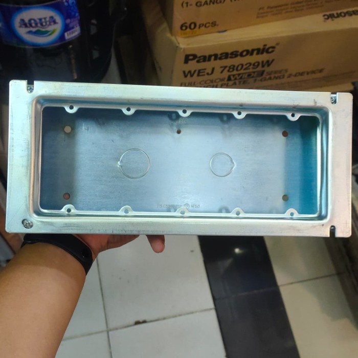 [New] Inbow Dus Metal Type Ds4915 Untuk Grid Switch Full-Color Panasonic Diskon