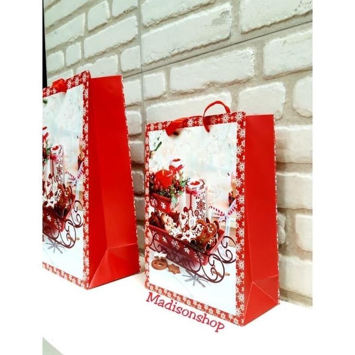 

Paper Bag Besar Merah Kantong Kado Santa Tas Sovenir Kado Natal Murah Limited Edition