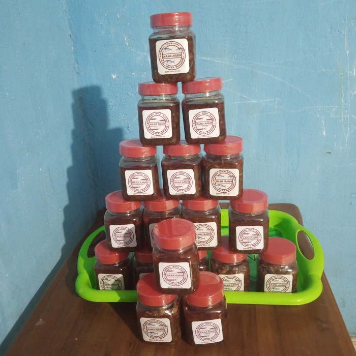 

Sambal Roa Cakalang Cumi Mama March Asli Bitung