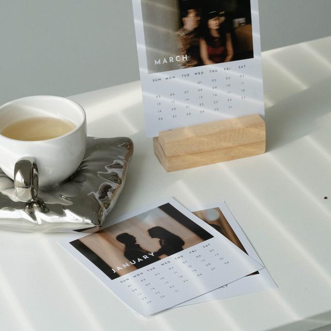 

Custom Aesthetic Calendar With Standing Wood Kalender Estetik Custom Kualitas Premium