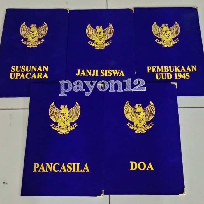 

Promo Map Upacara Bendera 1Set Map Bludru Map Teks