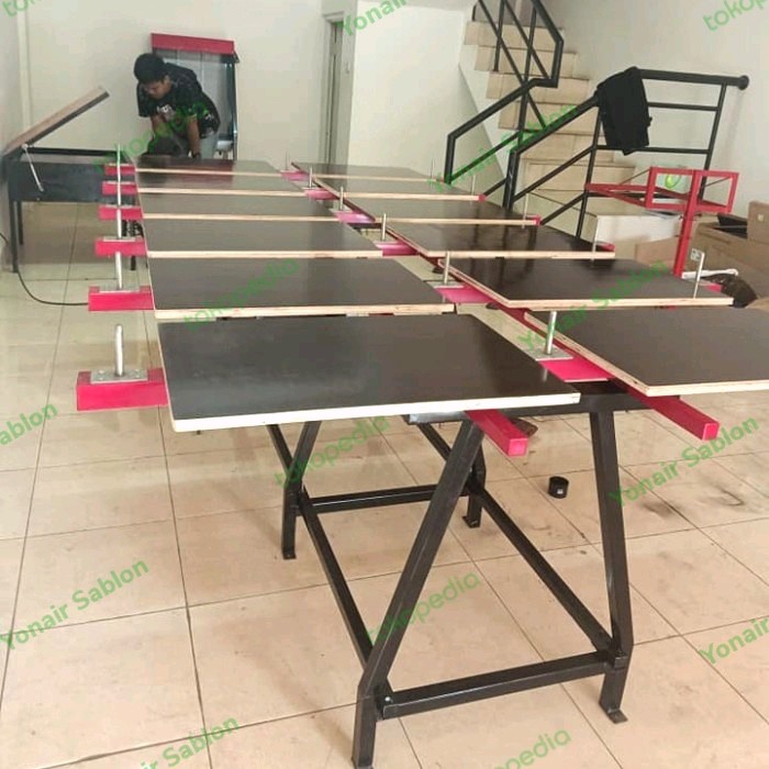 Meja Thailand 12 Papan Sablon