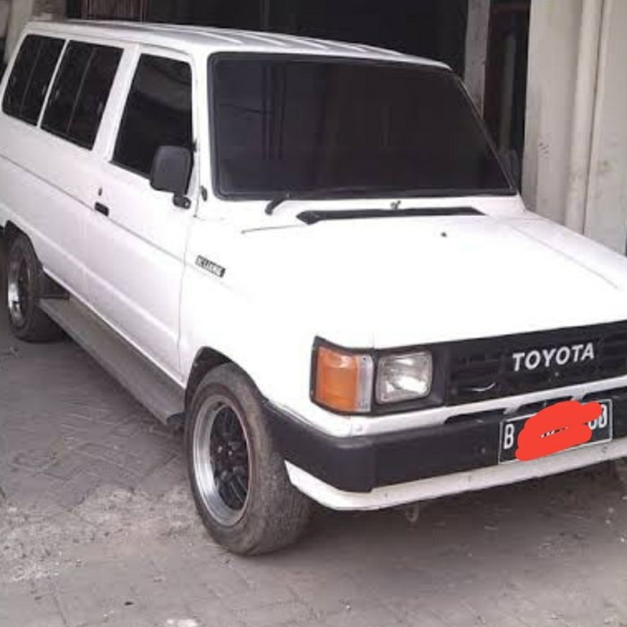 EMBLEM GRILL TOYOTA KIJANG SUPER