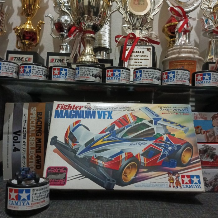 Tamiya 19410 fighter magnum VFX (MIJ Dus komik)