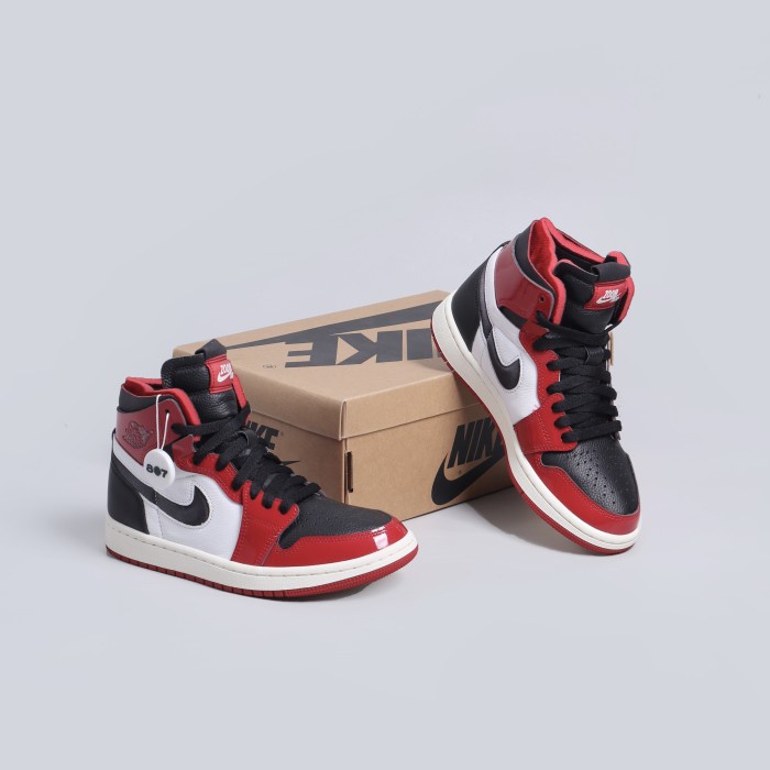 Air Jordan 1 High Zoom Patent Chicago