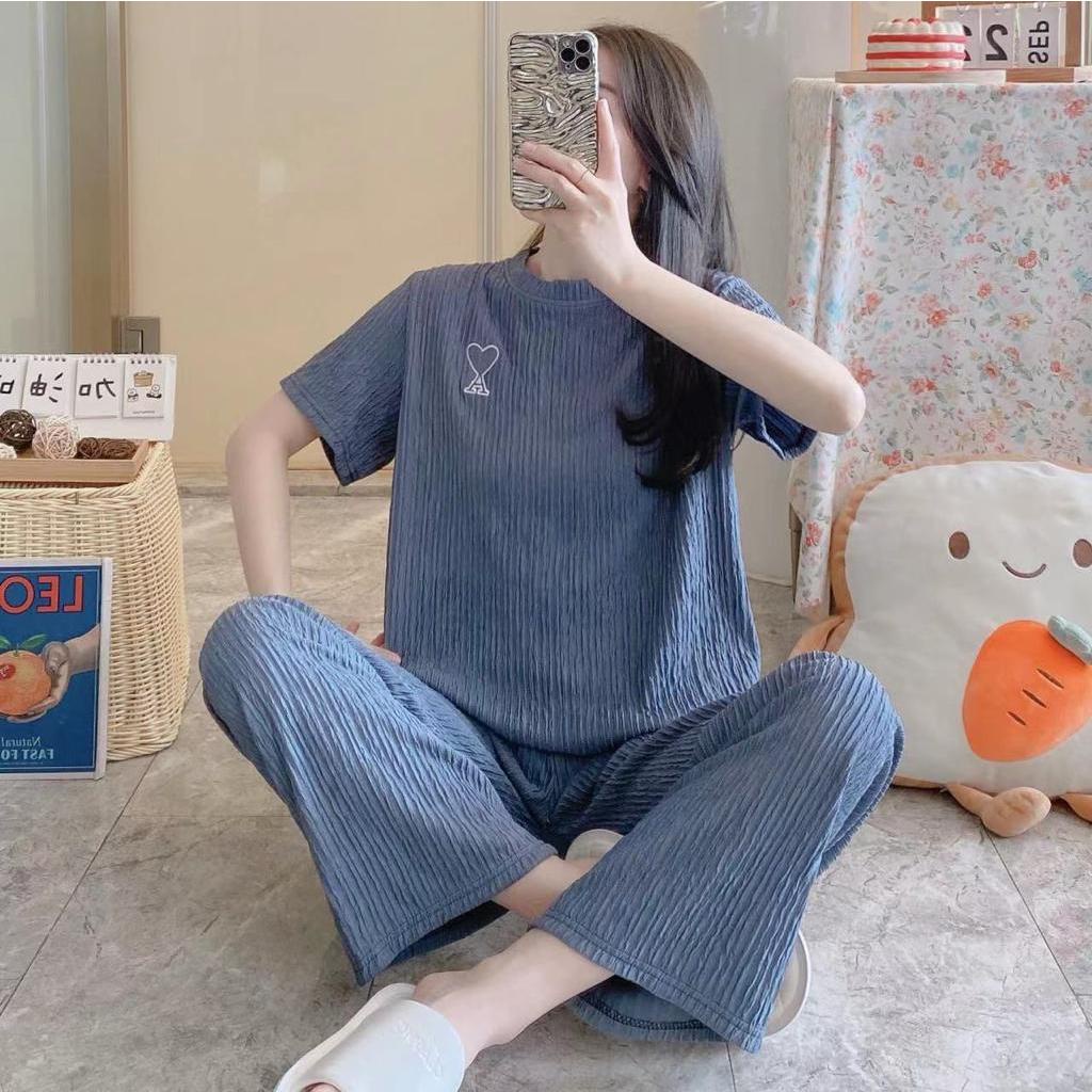 One Set Piyama Lengan Pendek Polos Abu-Abu