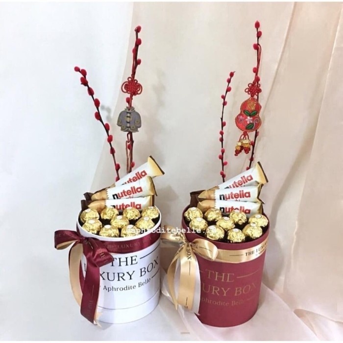 

SIAP KIRIM Premium Fererro Nutella box / Nutella cokelat box Valentine madalinsecollect