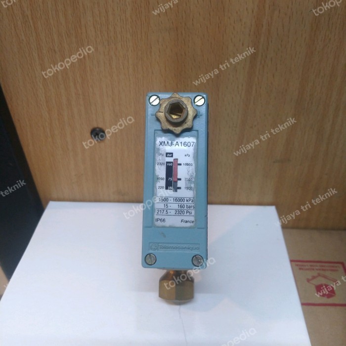 ✅Original Pressure Switch Telemecanique Xmj-A1607 Diskon