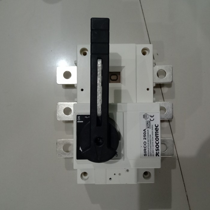 [New Ori] Lbs Socomec 3P 250A. Diskon