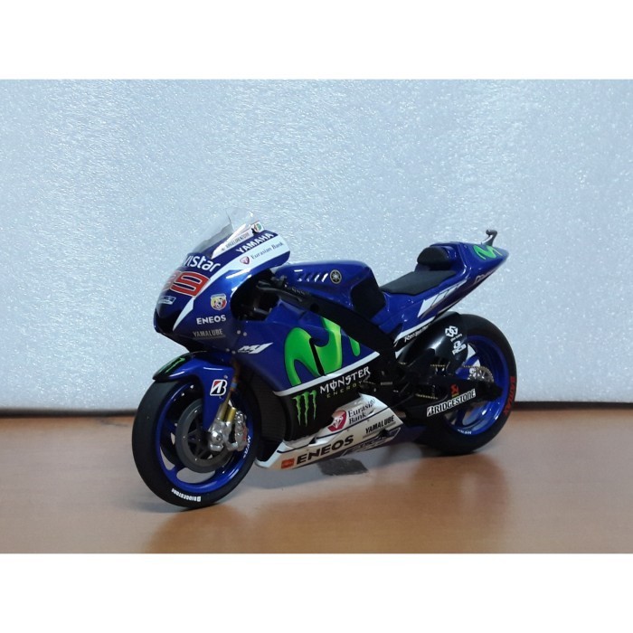 [Original] 1/12 Minichamps Yamaha Ytz-M1 Movistar Yamaha J. Lorenzo Gp2015 Berkualitas