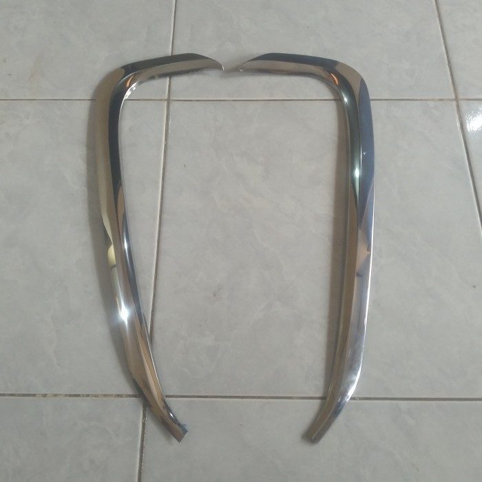 [New Ori] Lis Kaca Samping Bagian Blakang Avanza All New Original Set 2Pc Chrome Berkualitas