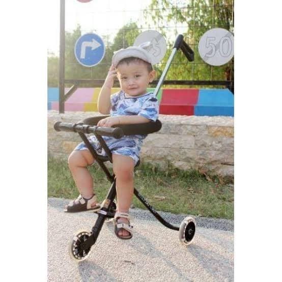[New Ori] Dorongan Bayi Duduk Lipat Ezzy Baby Stroller Roda 3 Portable Pmb Terbaru