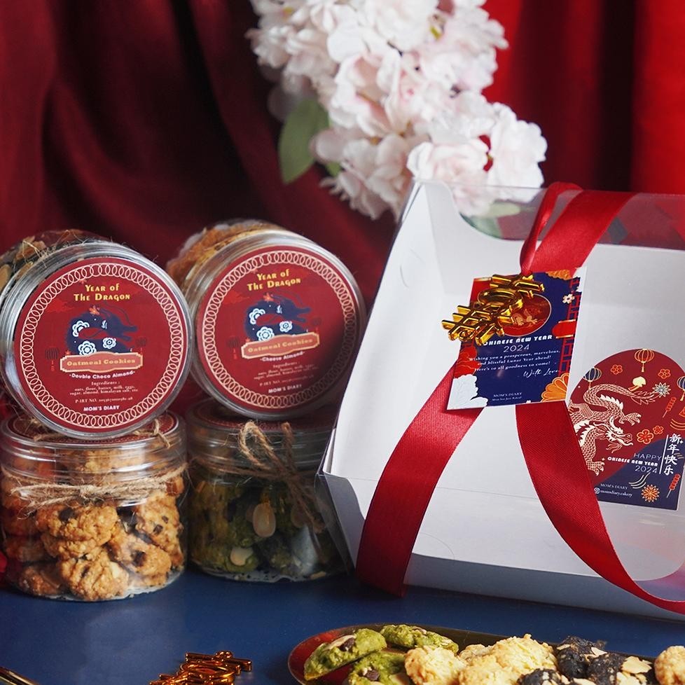 

TRE Hampers Imlek / CNY Hampers - Special Oatmeal Cookies (4 Jars) TERLARIS