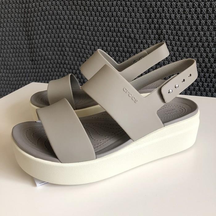 BISA COD - CROCS BROOKLYN LOW WEDGE / SEPATU WANITA / CROCS WANITA / CROCS WEDGES