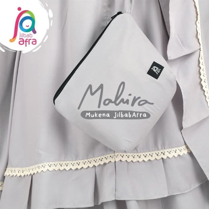 

Mukena Mahira Afra Rayon Polos Renda Arfa Abu Muda Tas Amplop