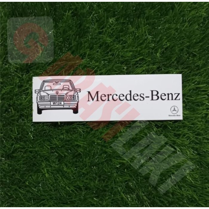 

Sticker Mercedes-Benz W124 Panjang Tempel Dalam Kaca