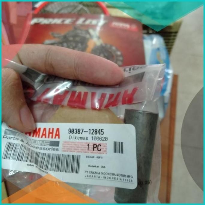 bos shock belakang byson bahan plastik bagian bawah 90387 12845 16novz