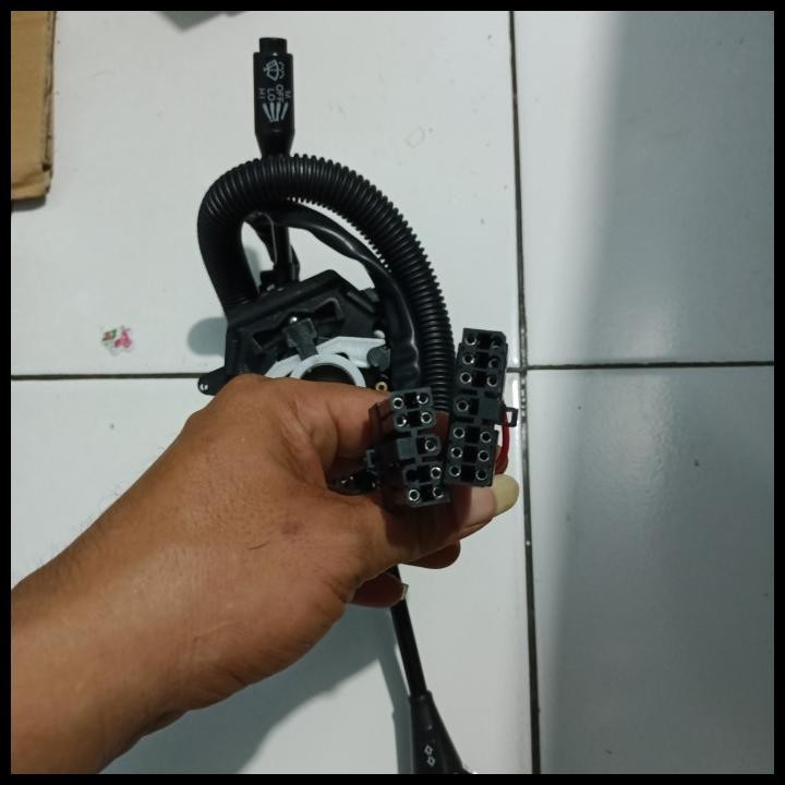 GRATIS ONGKIR SAKLAR LAMPU SEIN SAKLAR WIPER KOMBINASI TOYOTA DYNA RINO 115PS