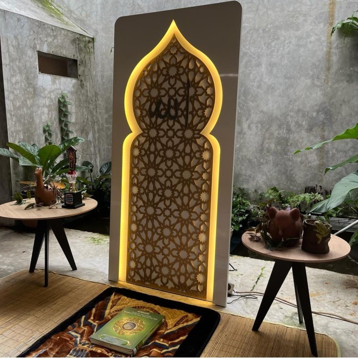 Terlaris Pembatas Dekorasi Mushola Rumah/Partisi Mushola Rumah/Arah Kiblat/Mushola Rumah Promo