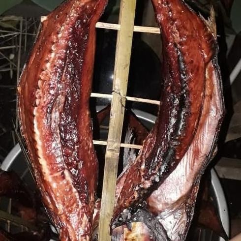 

Ikan Cakalang FuFu/Asap Bu Recky