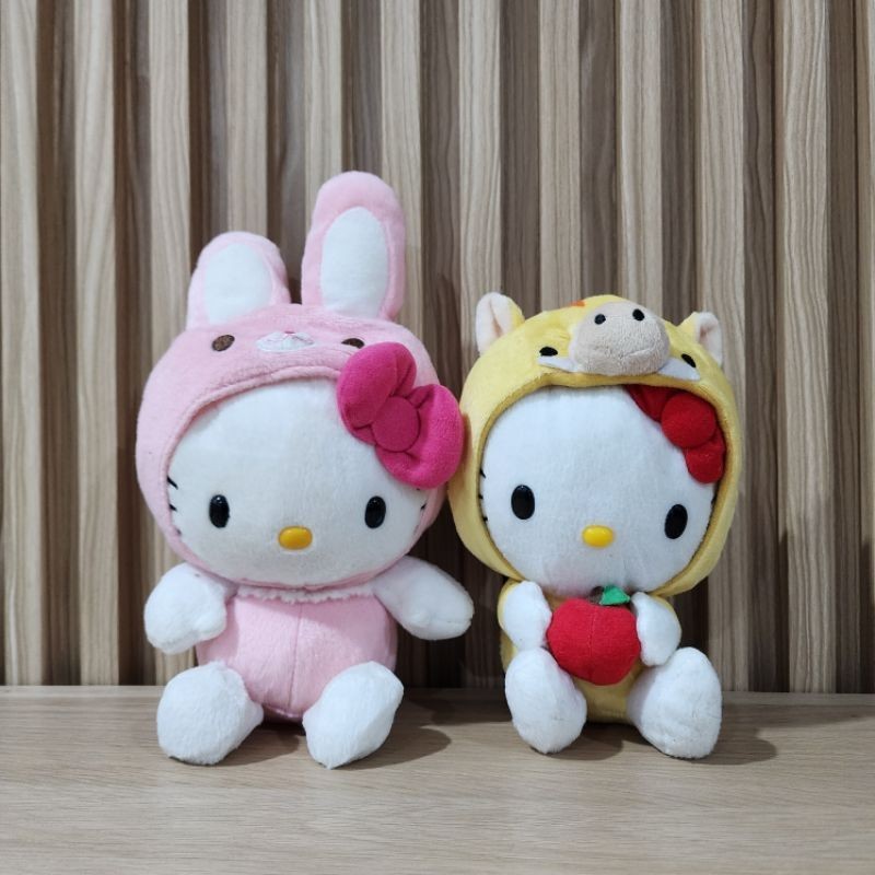 BONEKA HELLO KITTY ZODIAC X YAKULT